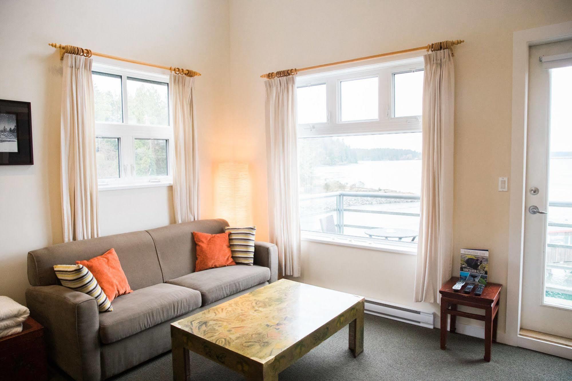 Fred Tibbs Ocean Front Condos Tofino Extérieur photo